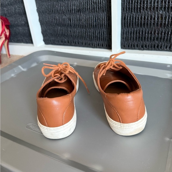 Universal Thread Women's Brown Sneakers - Picture 4 of 8